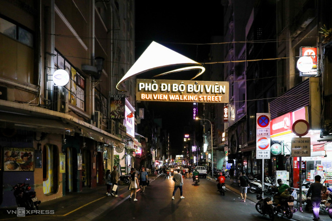 Đường hồi sinh cho ngành du lịch