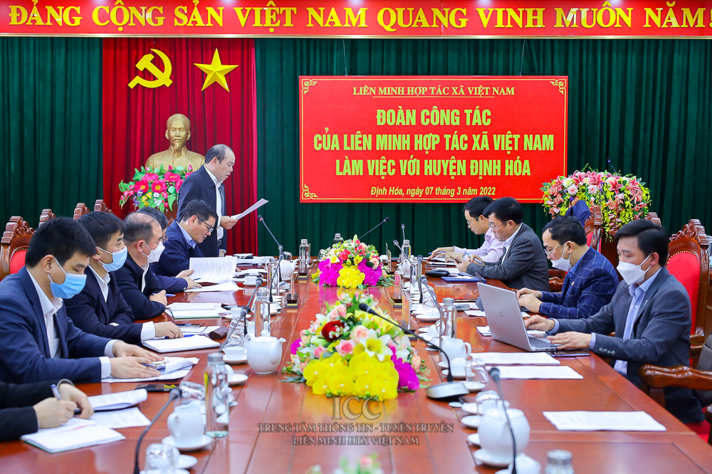 Hỗ trợ phát triển HTX, thực hiện Đề án Xây dựng huyện Định Hóa đạt chuẩn nông thôn mới vào năm 2023