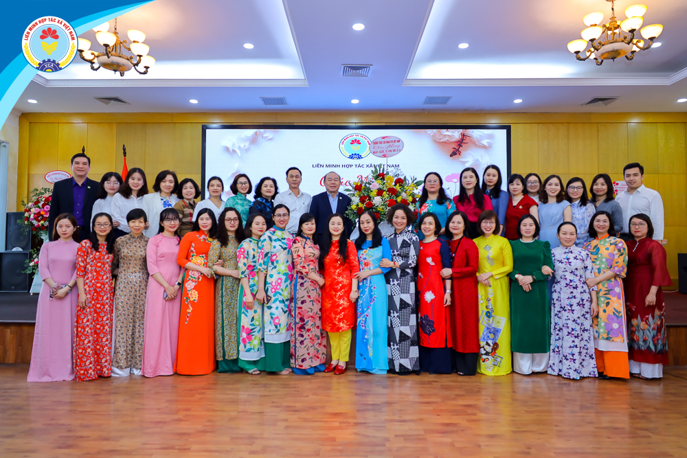"Một nửa" - cống hiến hết mình xây dựng mái nhà chung Liên minh Hợp tác xã Việt Nam