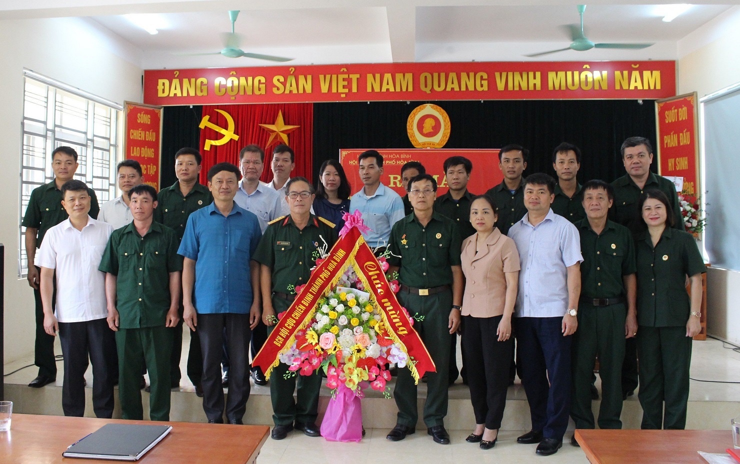 Ra mắt Hợp tác xã Nông nghiệp Mật ong Đại Nghĩa
