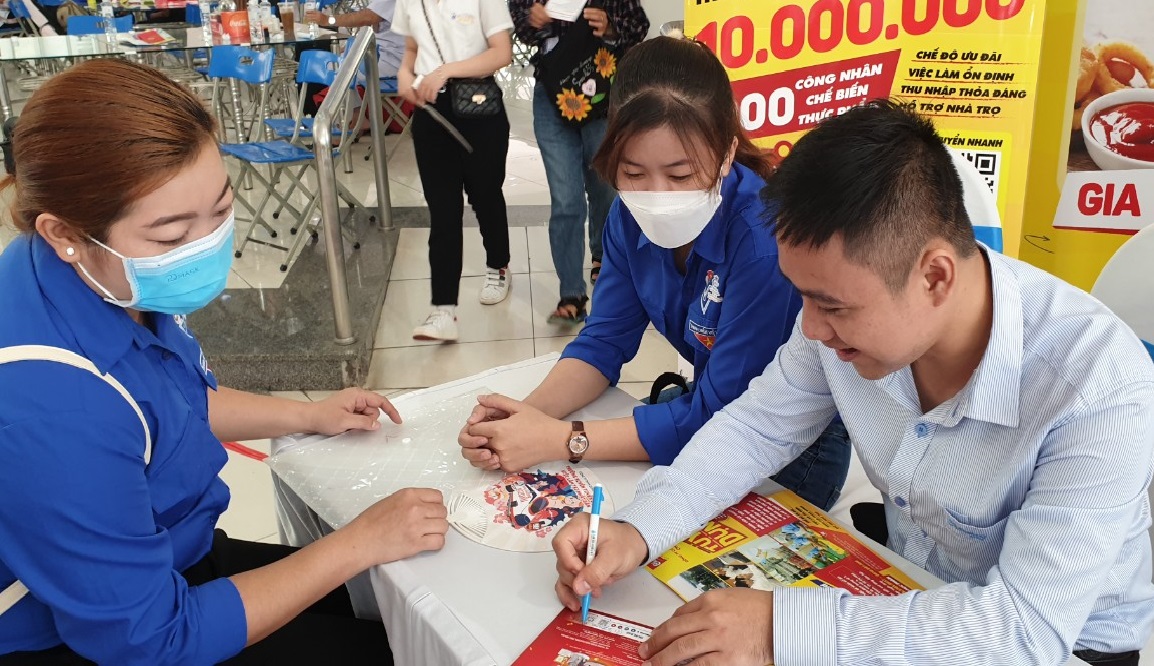 TP Hồ Chí Minh tìm cách thu hút nhân lực chất lượng cao làm viên chức, công chức